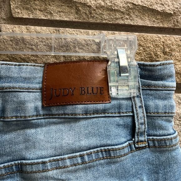 JUDY BLUE Tummy Control High waisted wide crop double button cropped jeans 13 31 - Picture 10 of 12